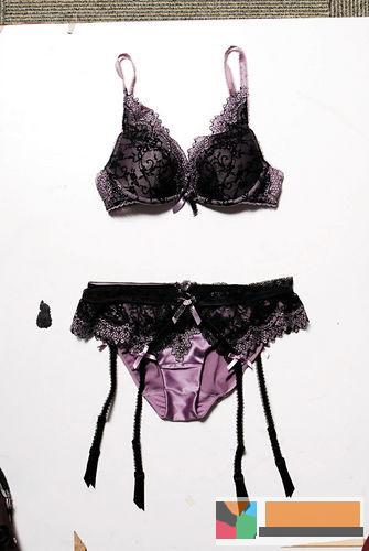 Triumphxɫlacebra HK$850 panty HK$388suspender $480/Triumph 