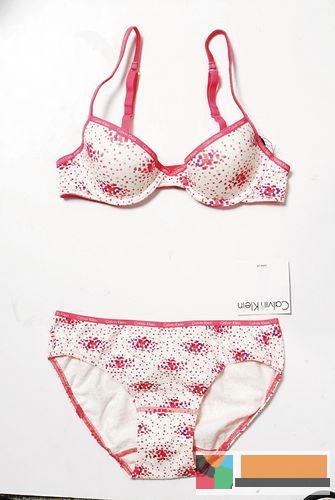 Calvin Klein Underwearxۺɫʵͼbra HK$380panty HK$160